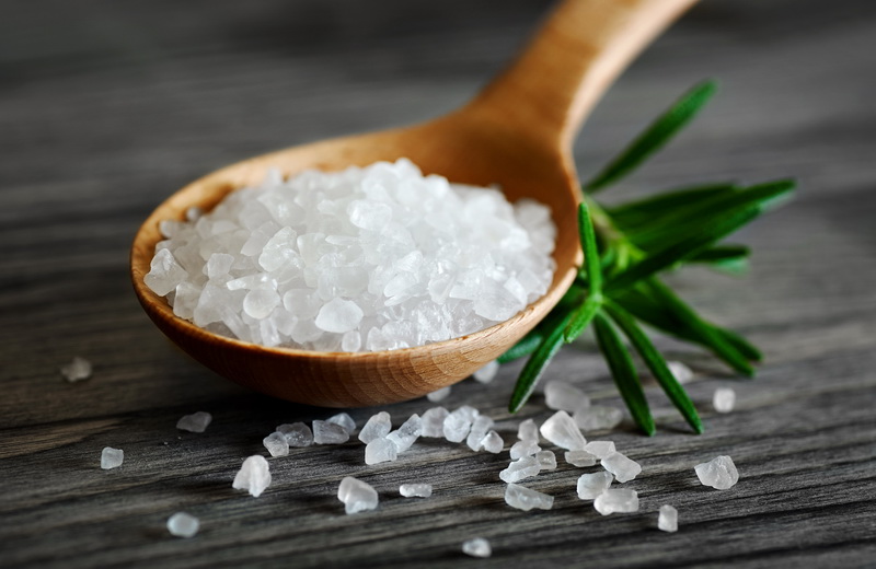 применение соли в быту, применение поваренной соли, каменная соль применение